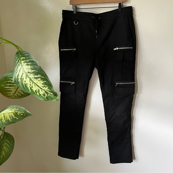Hot Topic | Black Zipper Cargo Jogger Pants - Picture 2 of 6